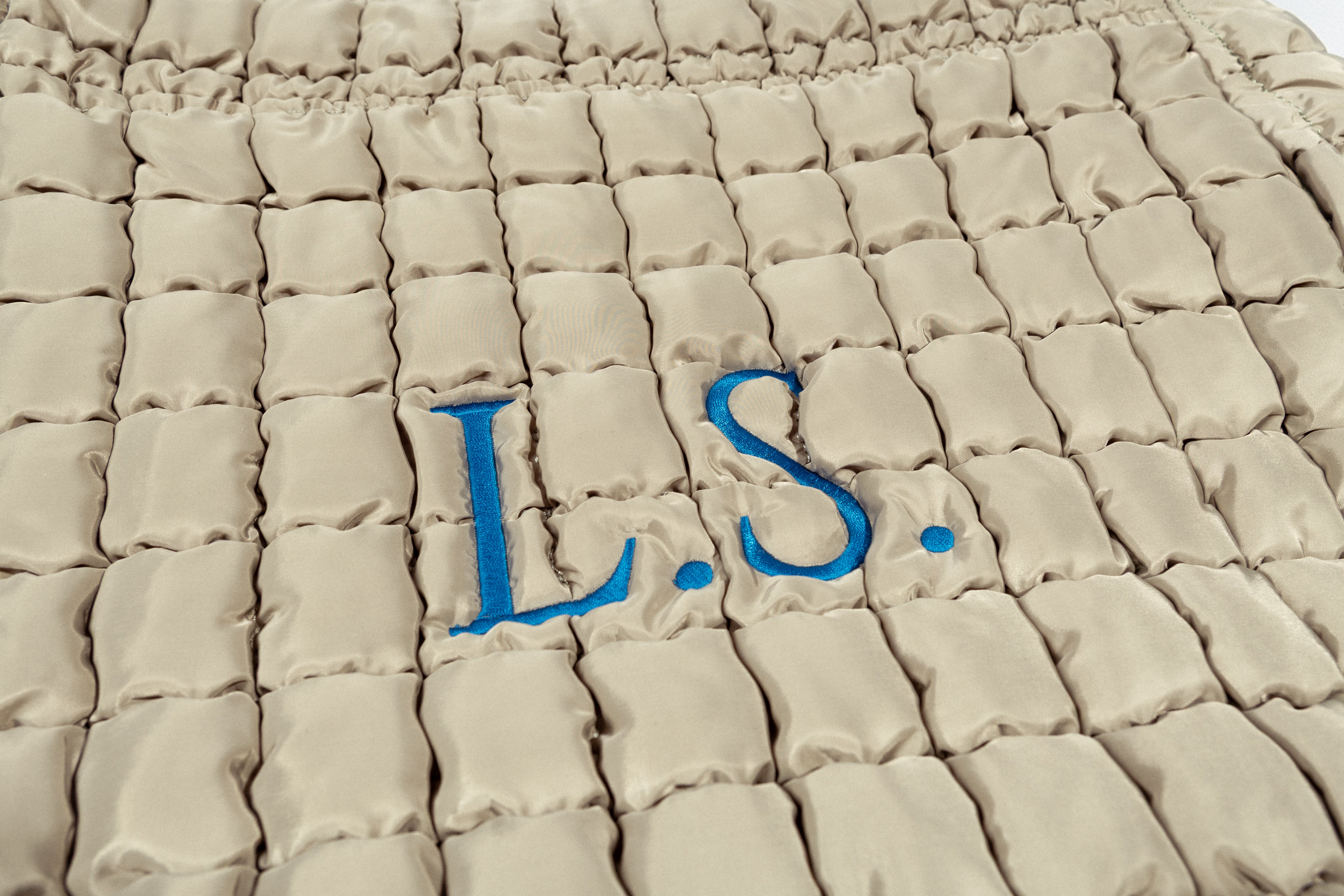 Monogram Quilted Carryall CAMBIAR