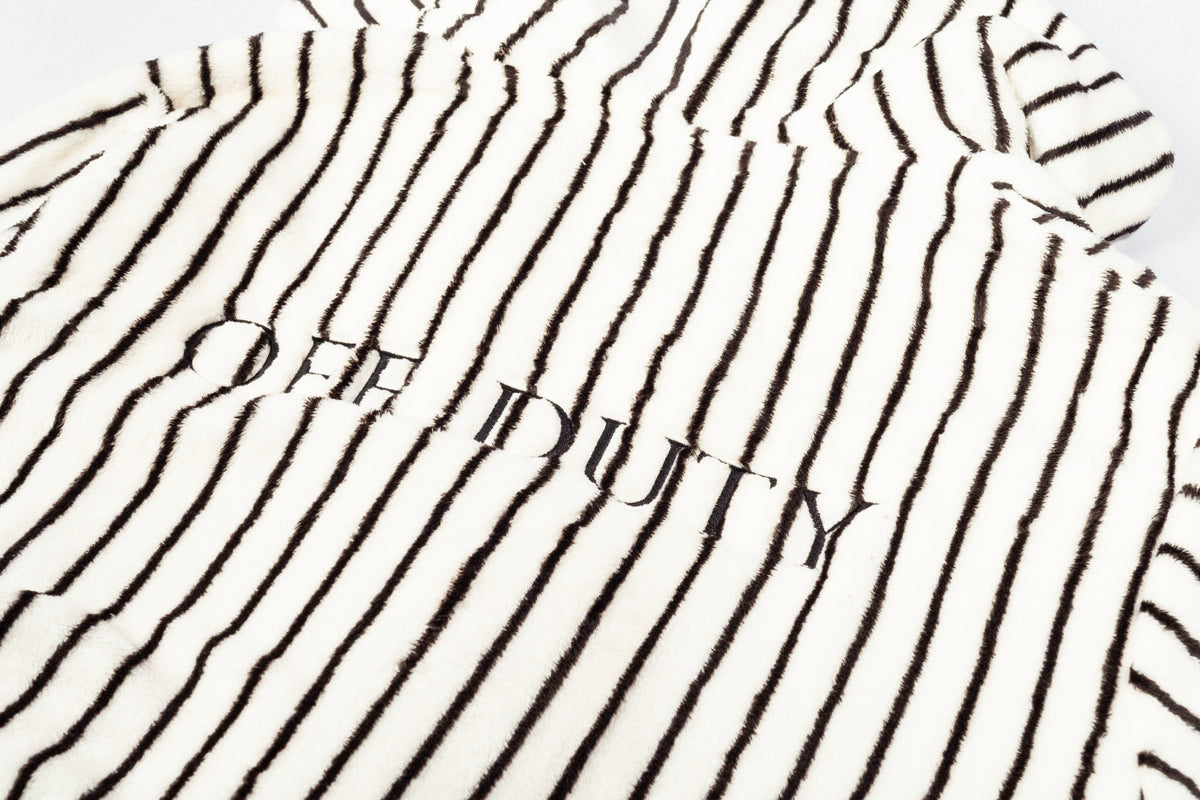 Striped Hooded Robe Inscription